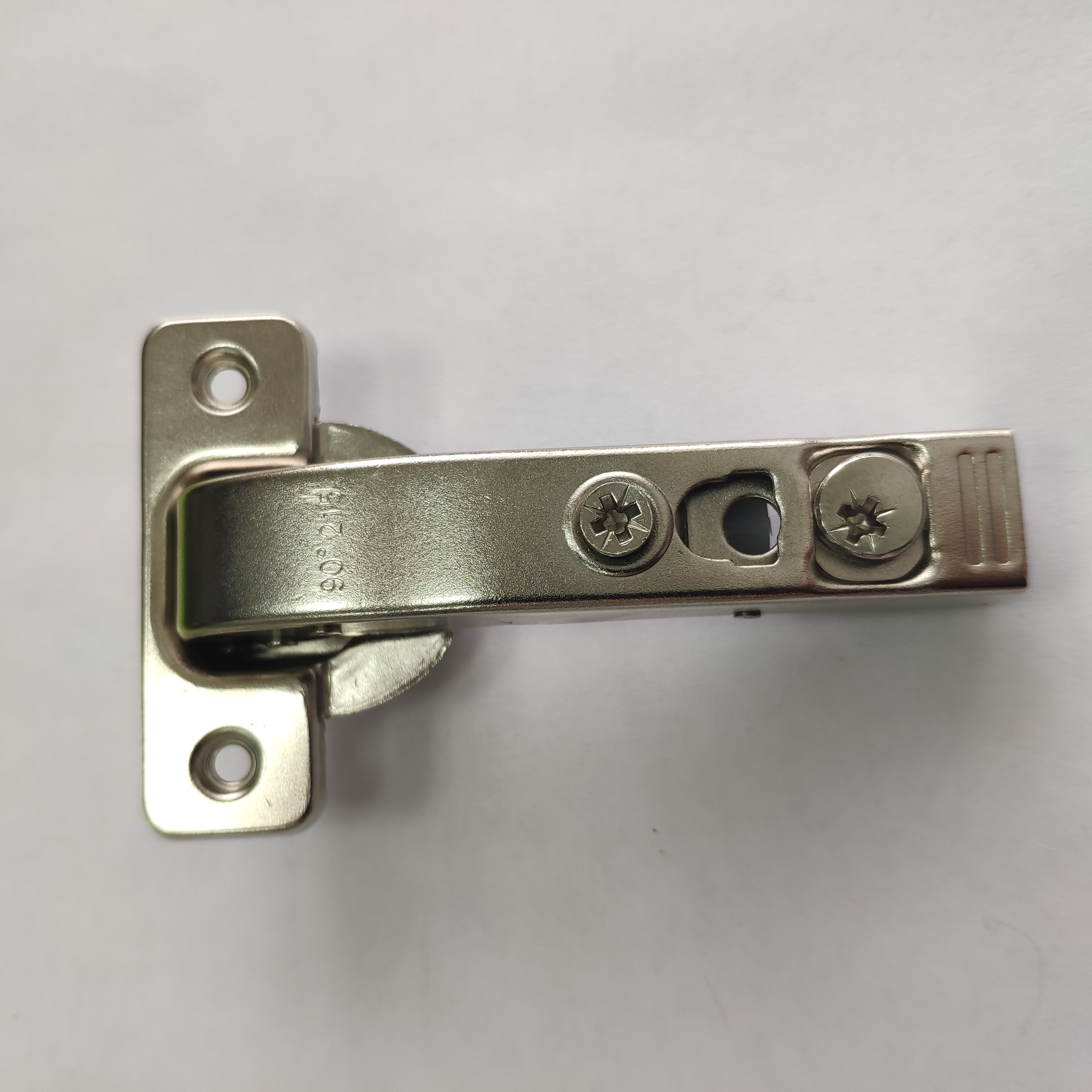 Петля +90° под фальшпанель DTC PIVOT-PRO Click-On X=21,5 с доводчиком 48мм